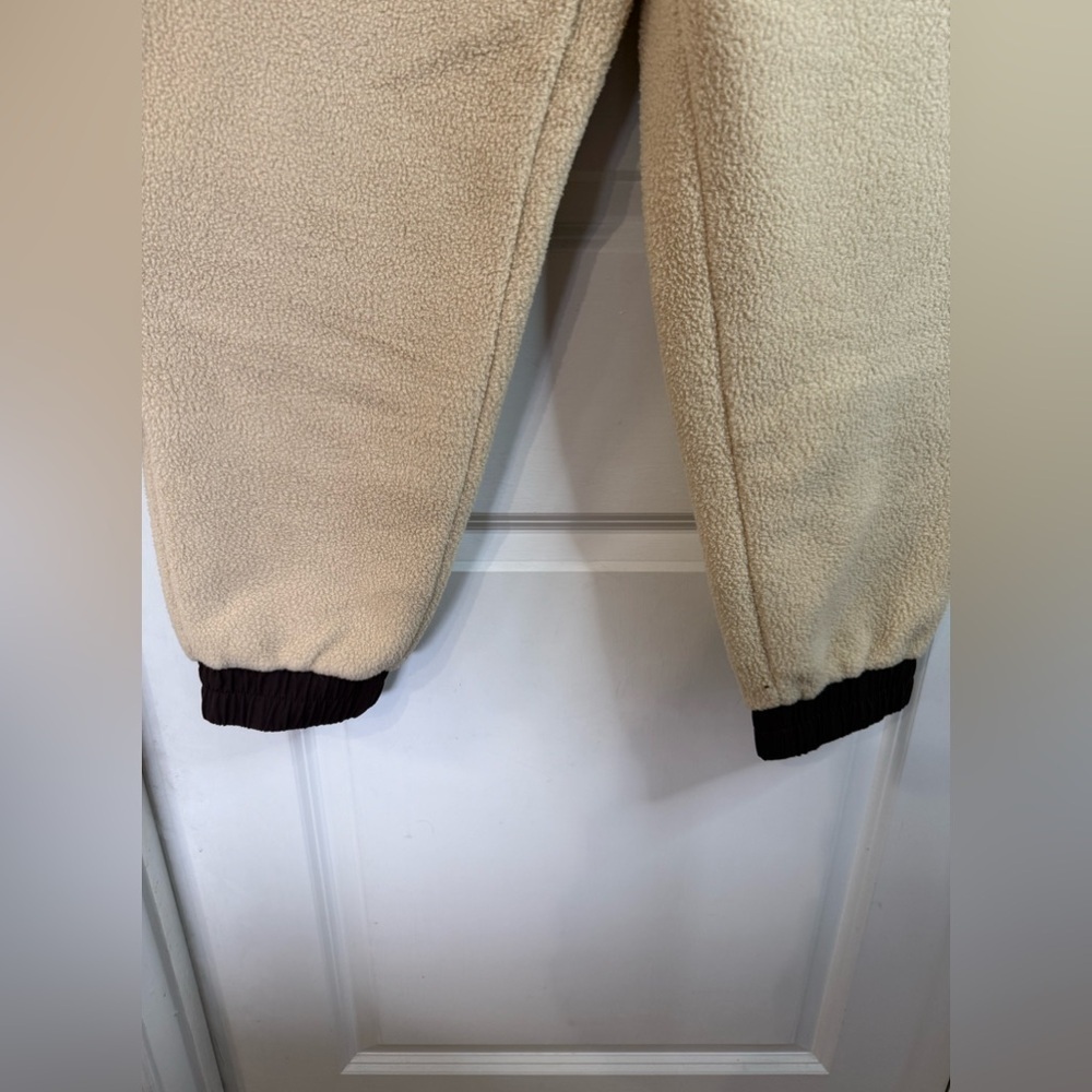 Outdoor Voices Mojave/Soil Beige PrimoFleece Jogger Lounge Pants - Size Medium - Picture 3 of 9